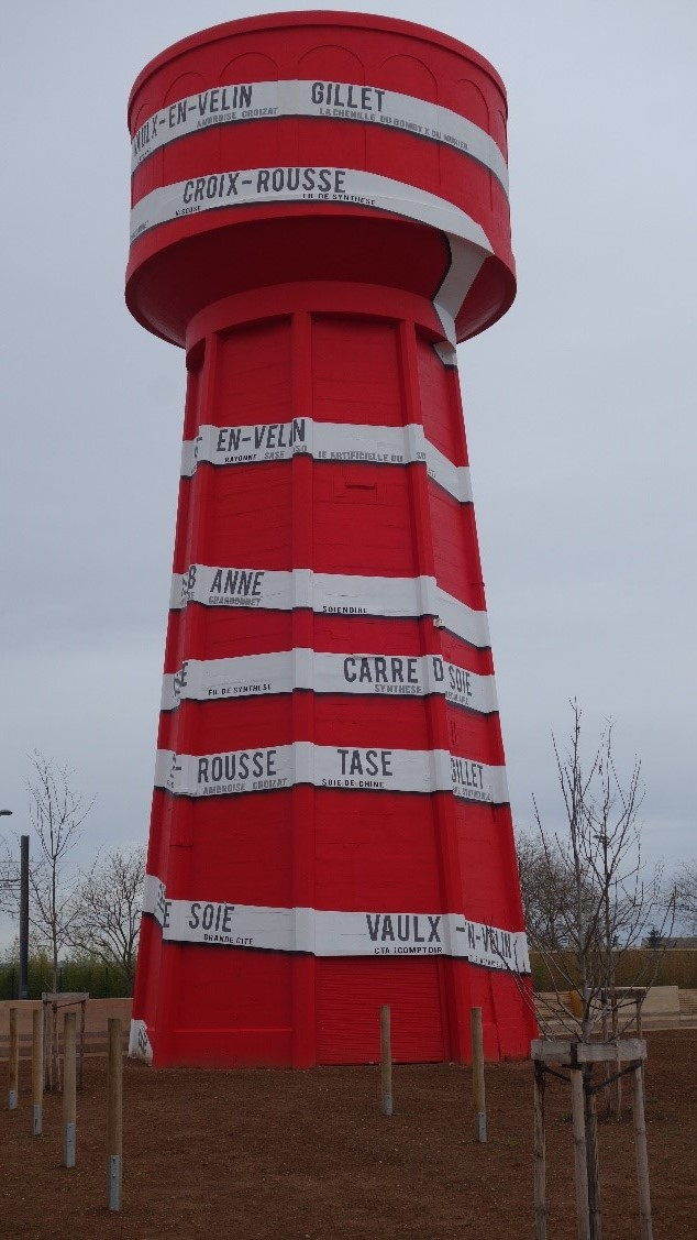 Photographie de La Bobine de soie, 2006 - Vaulx-en-Velin
